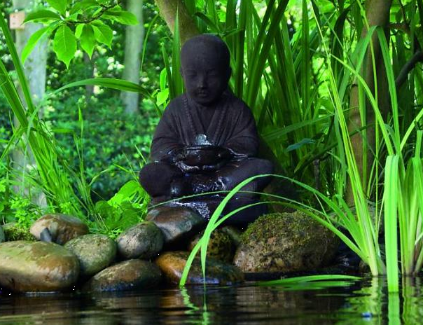 Afbeelding Waterornament Boeddha Semarang door Haxo.nl
